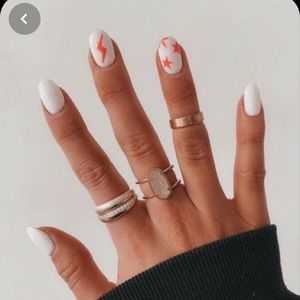 Meet your Posher, Frances